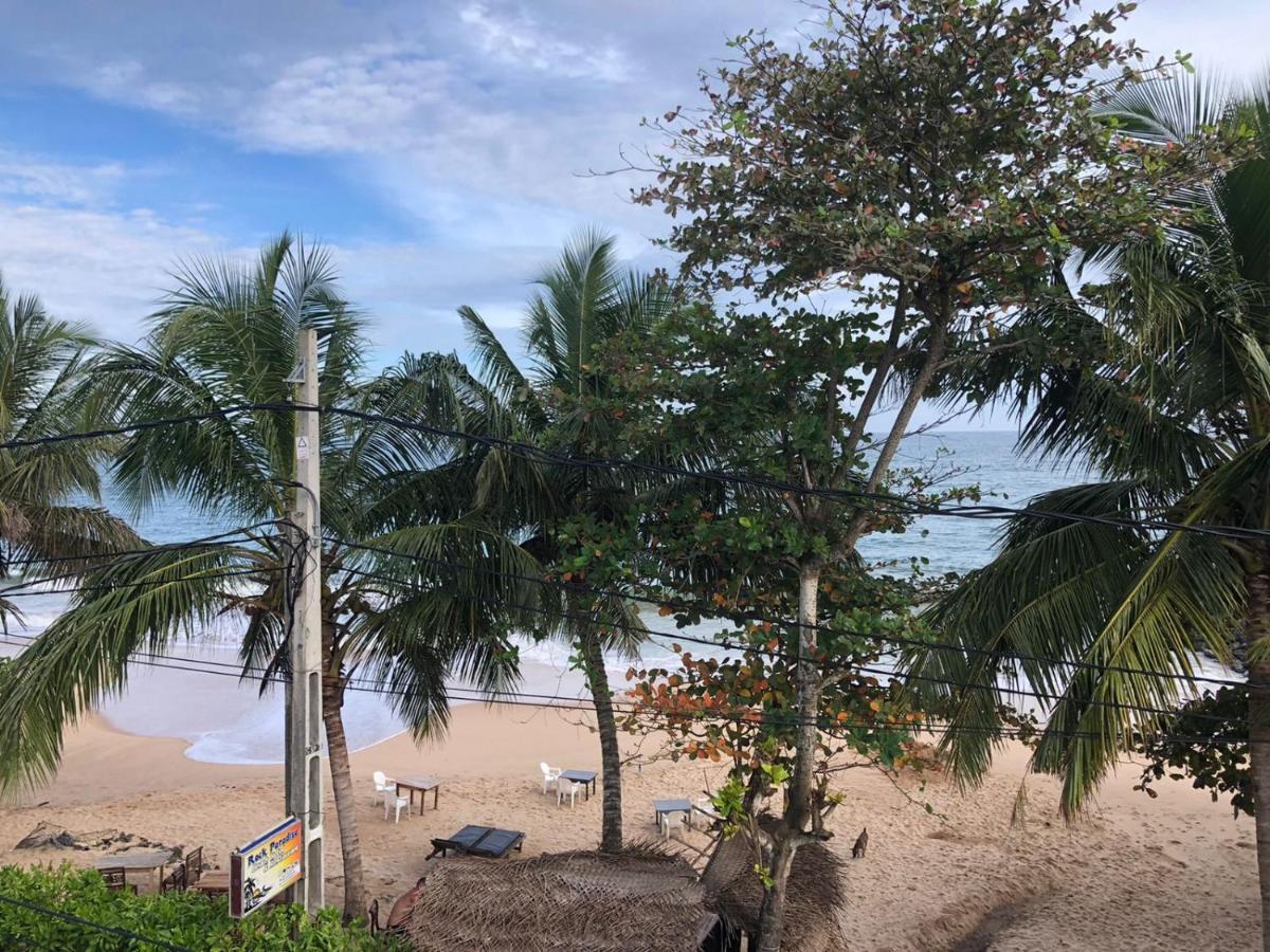 Rock Paradise Beach Hotel & Restaurent タンガラ エクステリア 写真