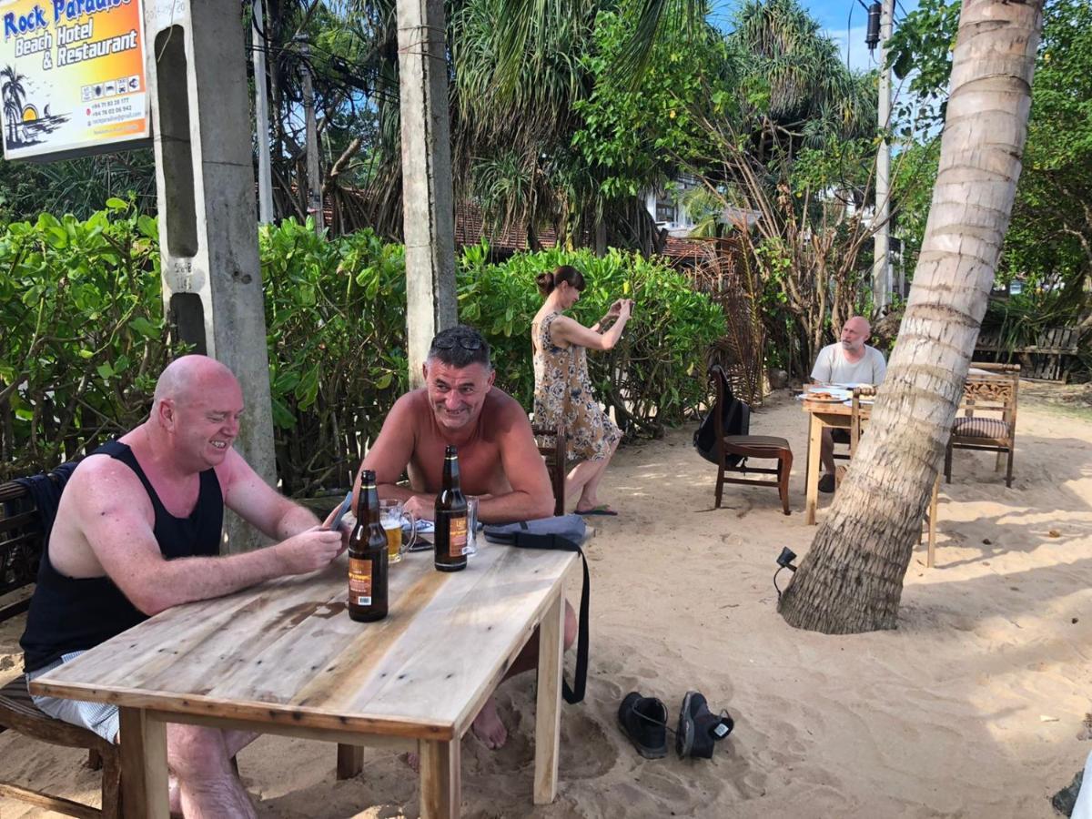Rock Paradise Beach Hotel & Restaurent タンガラ エクステリア 写真